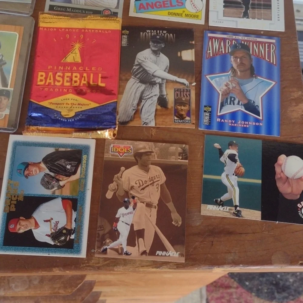 Baseball Trading Card Collection - Picture 2 of 5